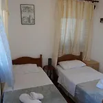 Summer House - For 2 People In 2nd Floor
