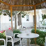 Summer House - For 2 People In 2nd Floor Nyaraló