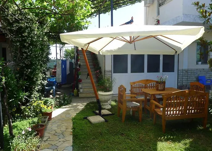 Summer House - For 2 People In 2nd Floor Velipojë