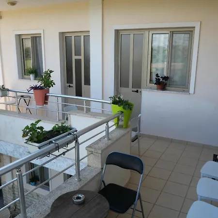 Summer House - For 2 People In 2nd Floor * Velipojë