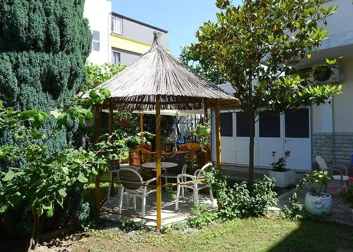Summer House - For 2 People In 2nd Floor Velipojë